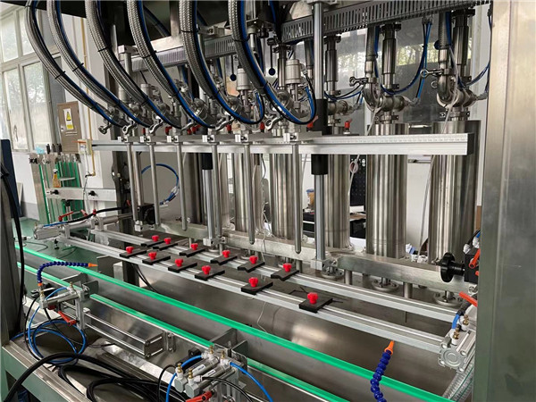 Szczegóły automatycznej maszyny do napełniania tłoków