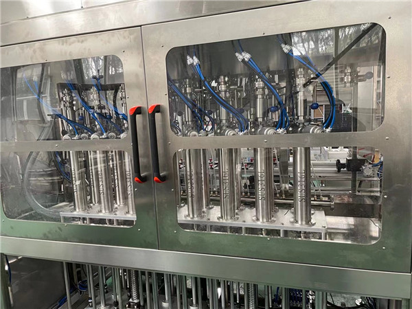 Szczegóły automatycznej maszyny do napełniania tłoków